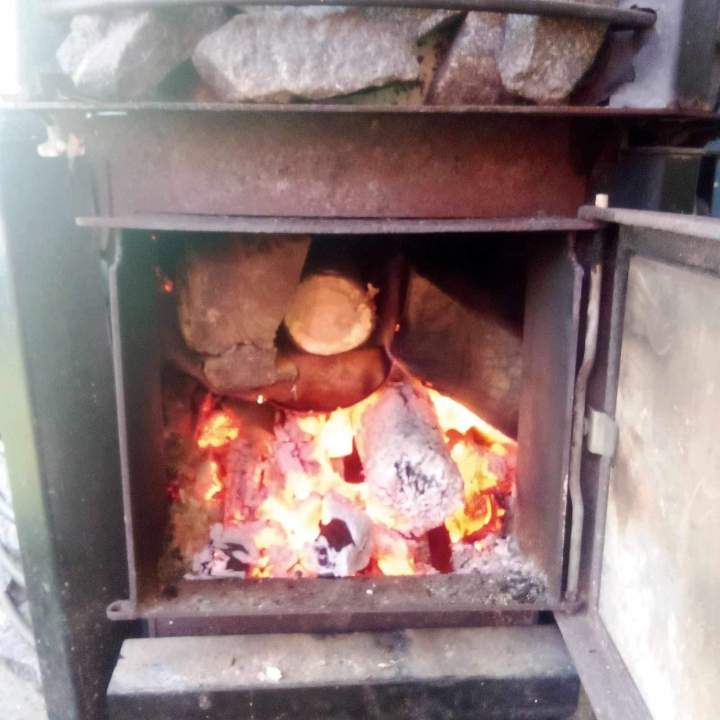 Feu de bois Juvigné